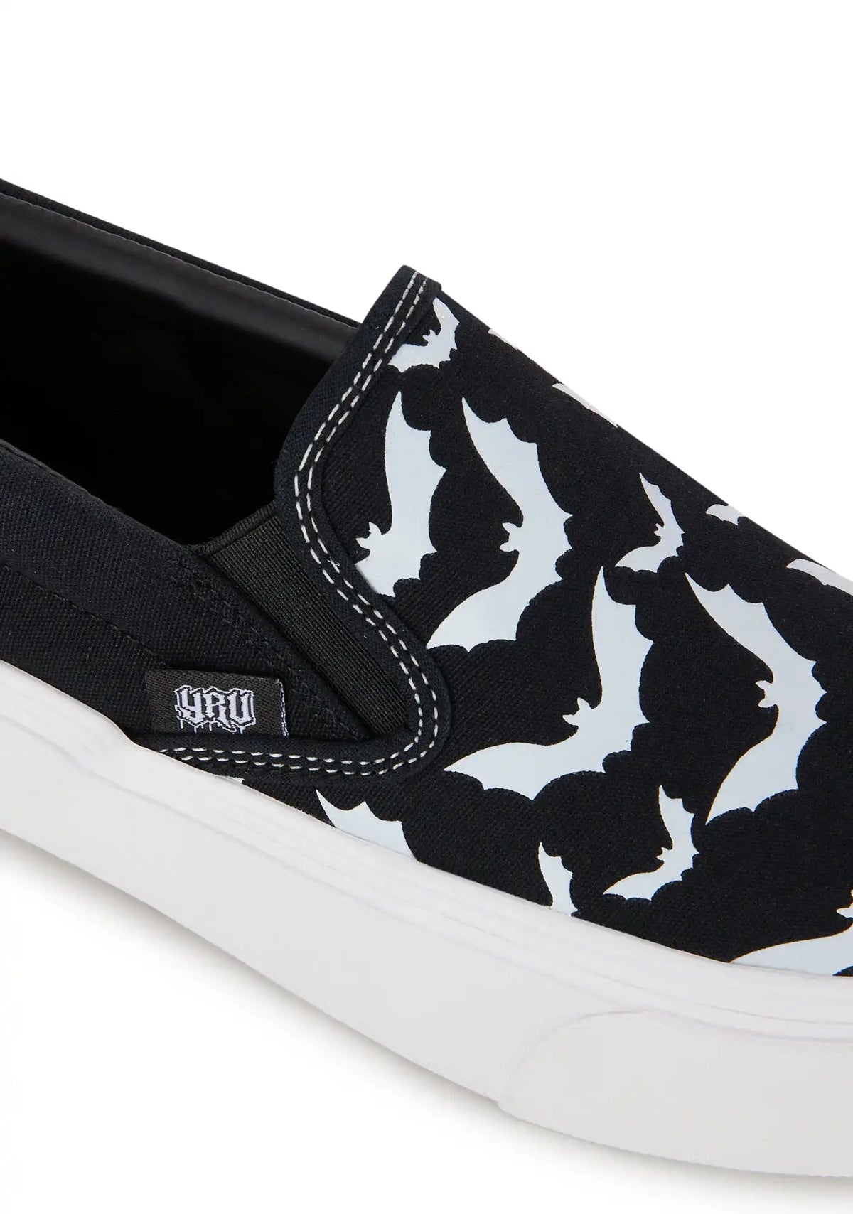 Chill Bat Sneakers