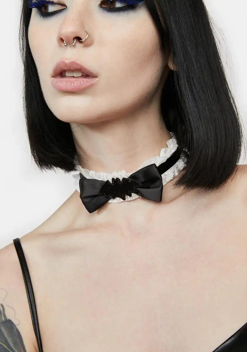 Classy Moonlight Ruffle Choker